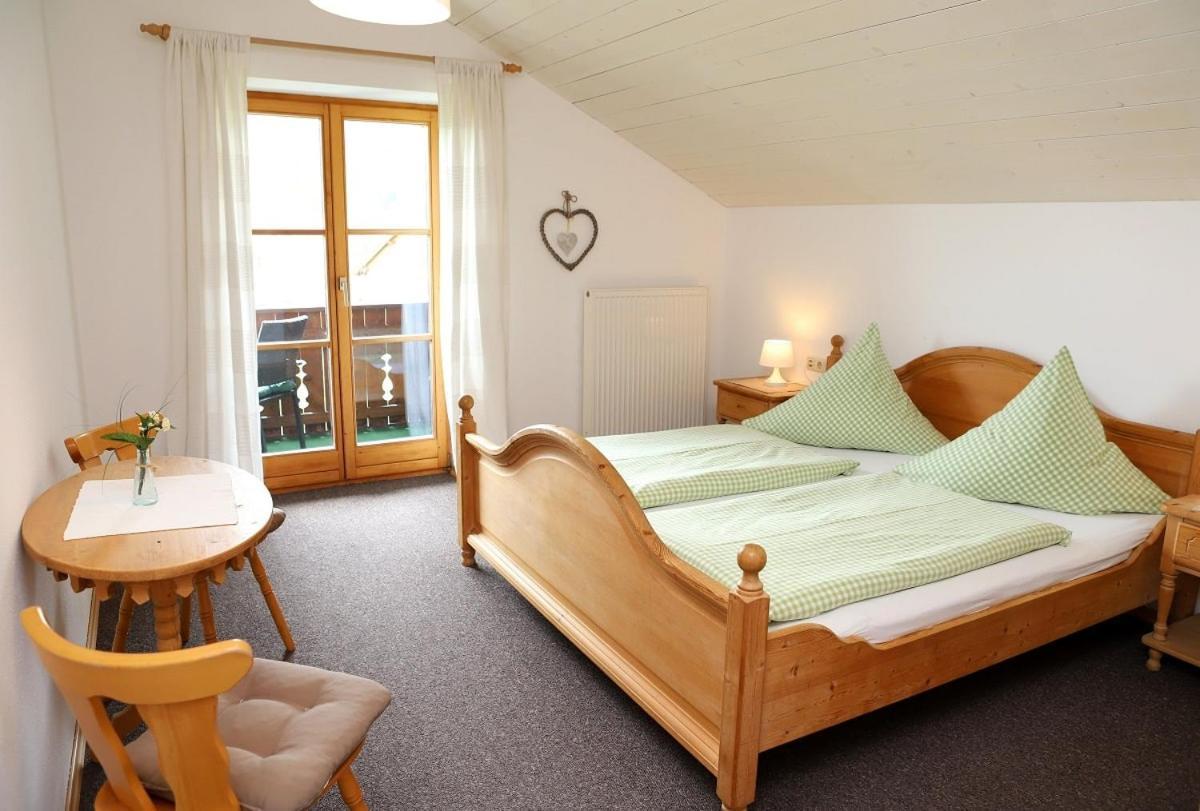 Gaestehaus Cafe Habersetzer Schwaigen Esterno foto